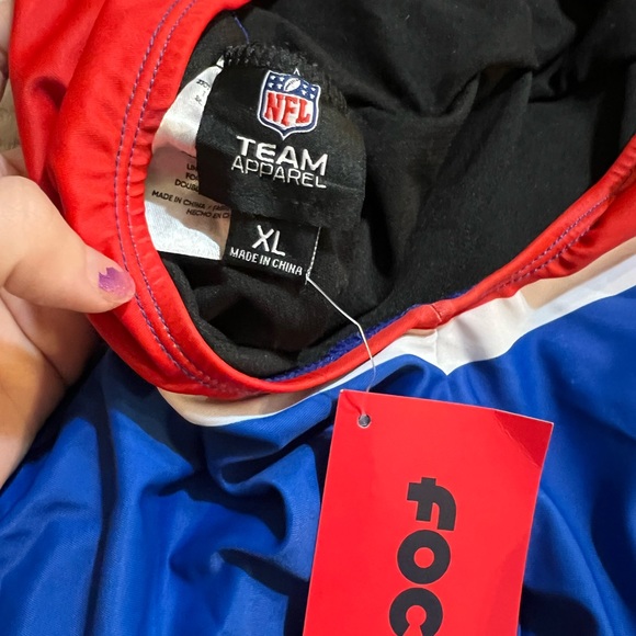 Official NFL fan gear Buffalo Bills swimsuit - Picture 3 of 6